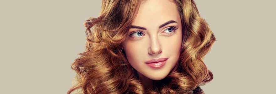Los 10 activadores de rizos que mejor definen y marcan el pelo