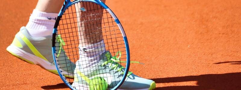 Las mejores maquinas de encordar raquetas de tenis, bádminton, etc
